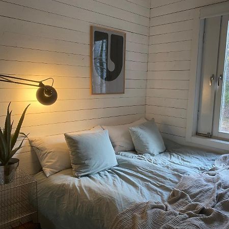 Peaceful And Scandinavian-Style Guesthouse With Scenic Nature And Seaview In High Coast Domsjo Extérieur photo