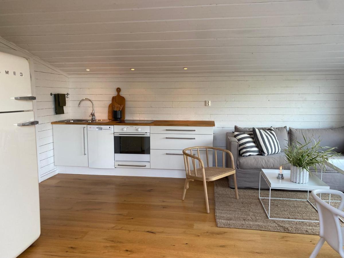 Peaceful And Scandinavian-Style Guesthouse With Scenic Nature And Seaview In High Coast Domsjo Extérieur photo
